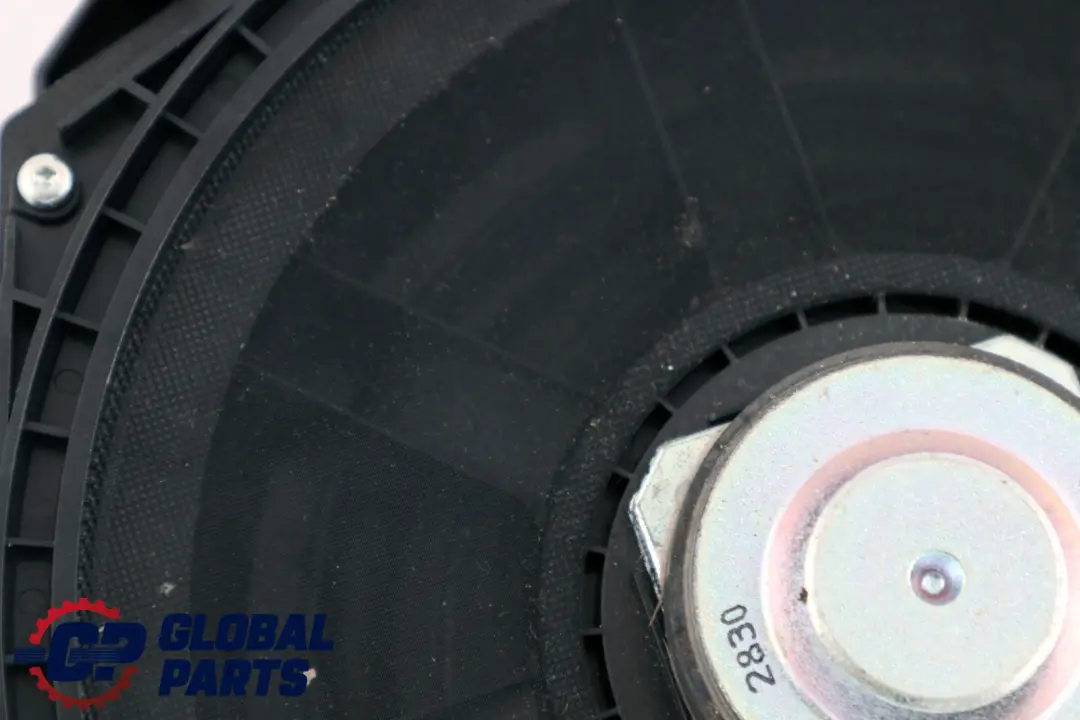 Links N/S Central Bass Stereoanlage für BMW F10 F11 LCI mit Teilenummer 9195199 BMW F10 F11 LCI Links N/S Central Bass Stereoanlage - SKU 9195199 - Teilenummer 9195199