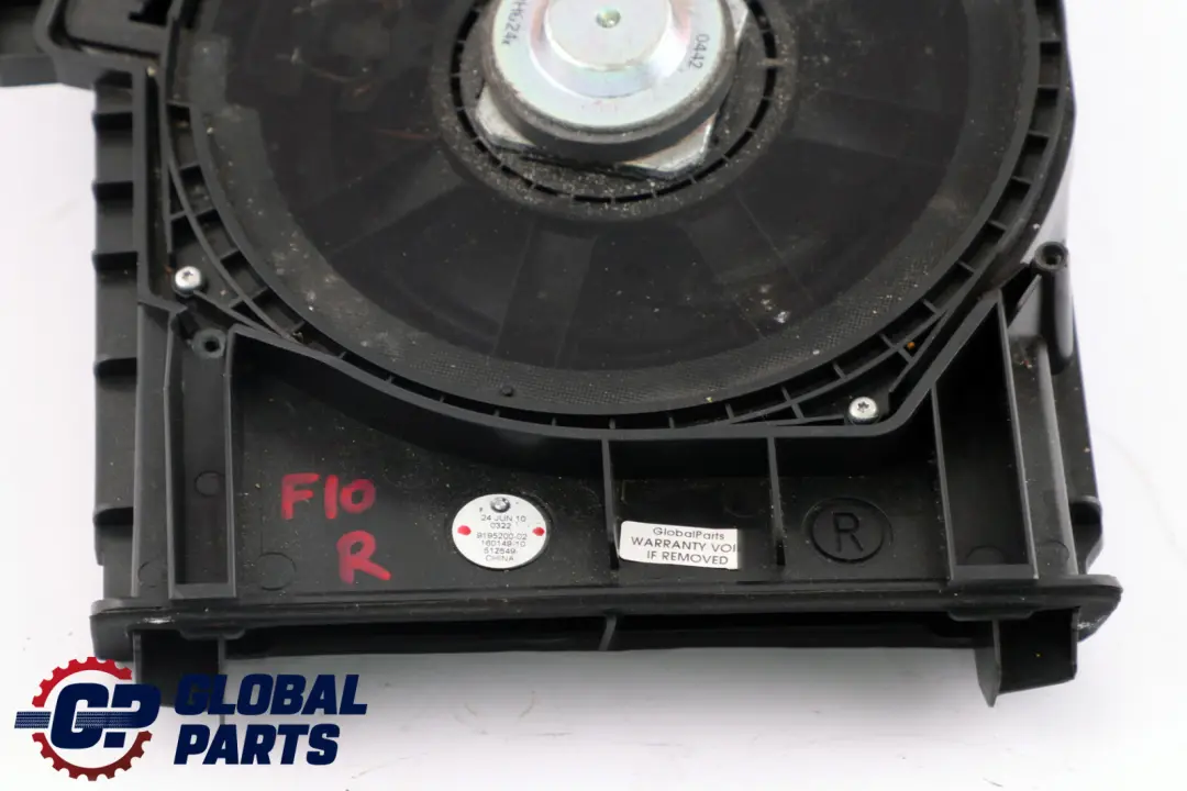 Destra Centrale Bassi Sistema Stereo per BMW F10 F11 LCI con numero di parte 9195200 BMW F10 F11 LCI Destra Centrale Bassi Sistema Stereo - SKU 9195200 - Numero di parte 9195200