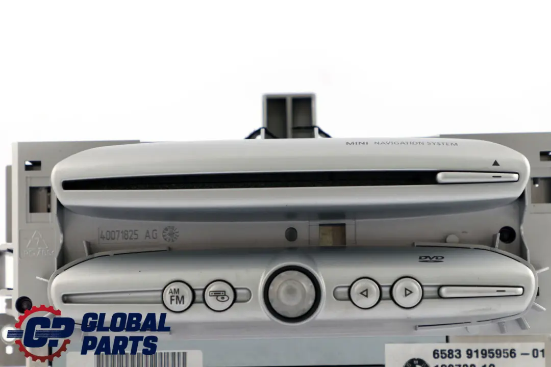 Nawigacja CCC CD DVD do MINI R55 R56 R57 o numerze 9216495 MINI R55 R56 R57 Nawigacja CCC CD DVD - SKU 9195956 - Numer Części 9216495