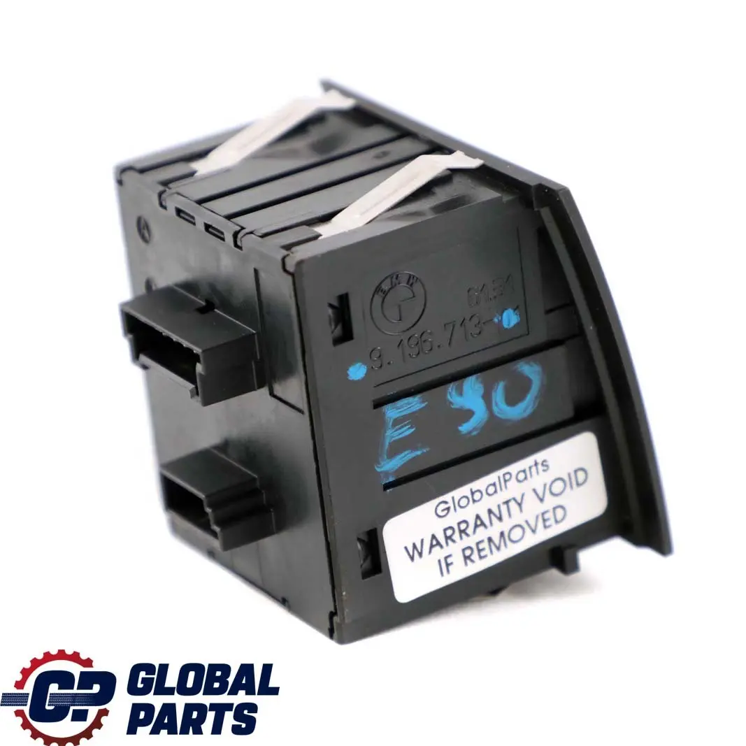 Interruttore ZV Lock Lampeggiatori di pericolo DTC per BMW E90 E91 E92 E93 con numero di parte 9196713 BMW E90 E91 E92 E93 Interruttore ZV Lock Lampeggiatori di pericolo DTC - SKU 9196713 - Numero di parte 9196713