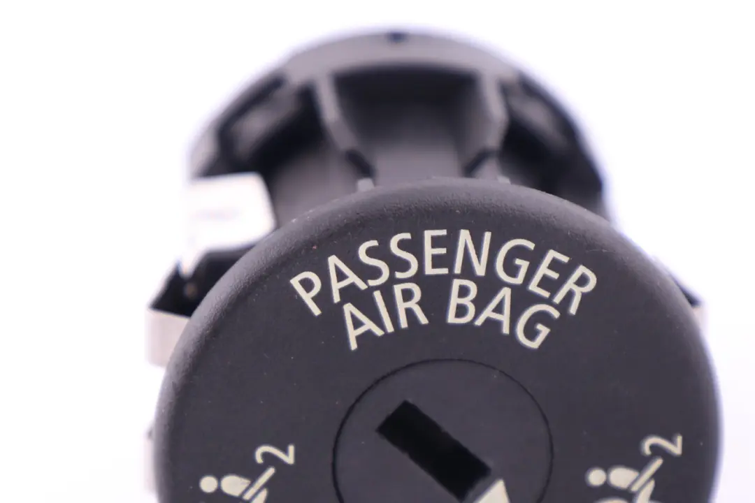 Przełącznik Airbag do BMW E60 E63 E87 E90 Mini R56 o numerze 61319196886 BMW E60 E63 E87 E90 Mini R56 Przełącznik Airbag - SKU 9196886 - Numer Części 61319196886