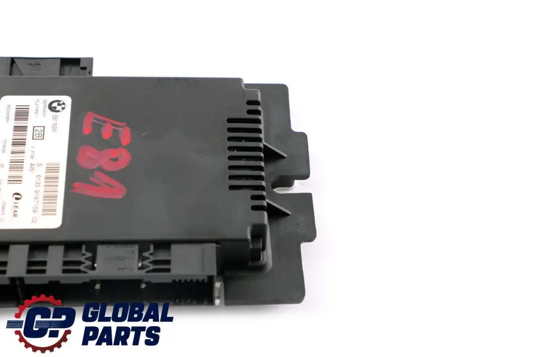 NSW ECU Light Module Footwell Module PL2 FRM II 6135 to BMW E81 with Part number 9197159 BMW E81 NSW ECU Light Module Footwell Module PL2 FRM II 6135 - SKU 9197159 - Part number 9197159