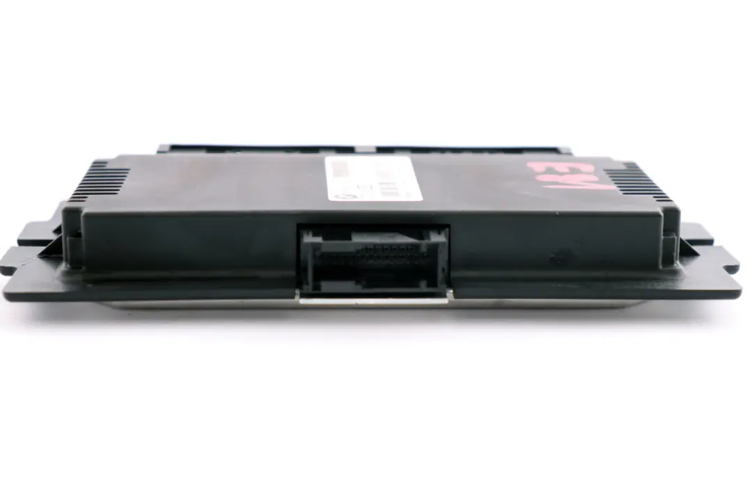 Footwell Light Module Control Unit ECU NSW PL2 FRM II para BMW E81 con número de pieza 9197175 BMW E81 Footwell Light Module Control Unit ECU NSW PL2 FRM II - SKU 9197175 - Número de pieza 9197175