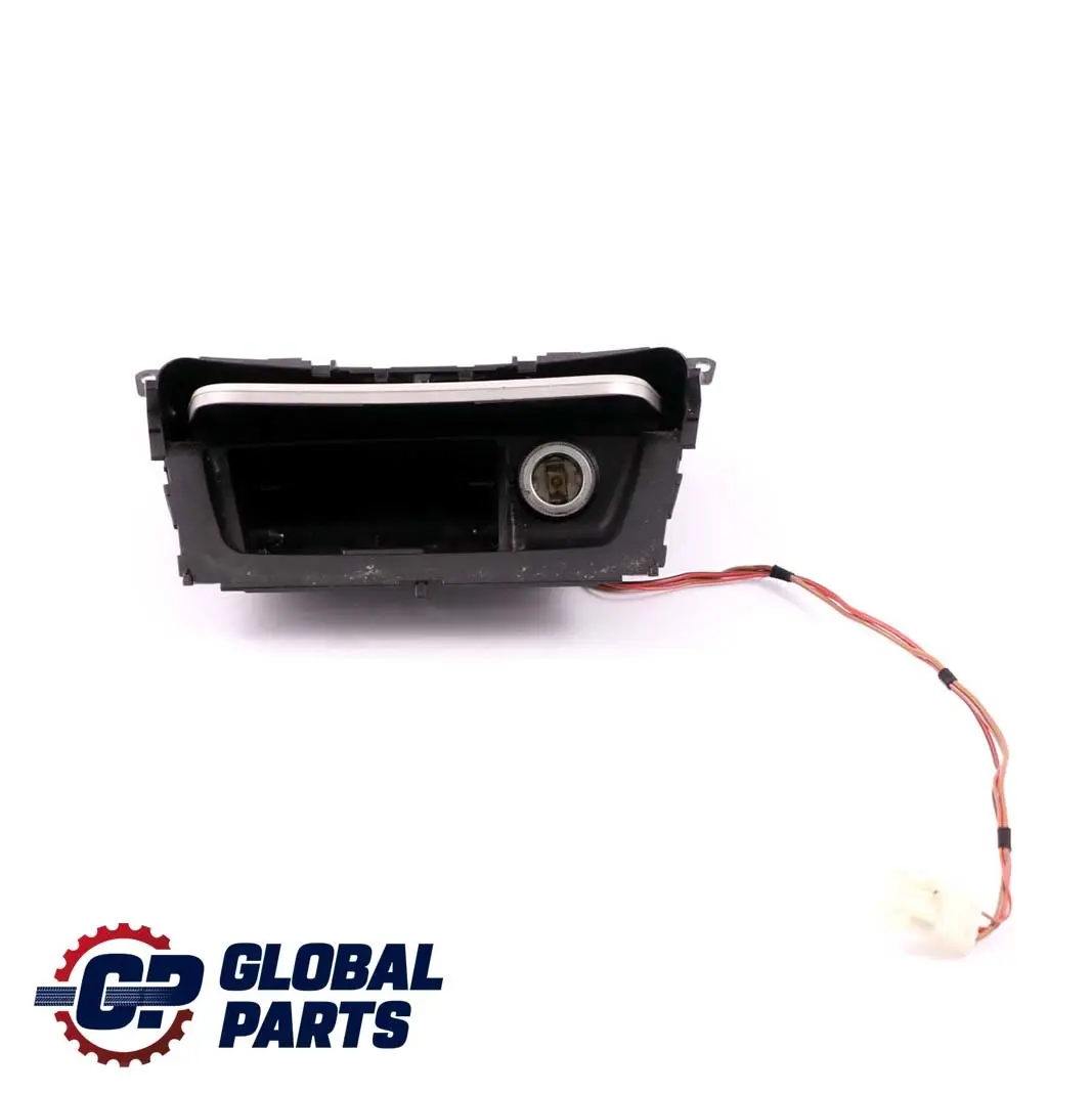 Embellecedor Cenicero Consola Satinsilber Mate para BMW E81 E87 LCI con número de pieza 9197204 BMW E81 E87 LCI Embellecedor Cenicero Consola Satinsilber Mate - SKU 9197204 - Número de pieza 9197204