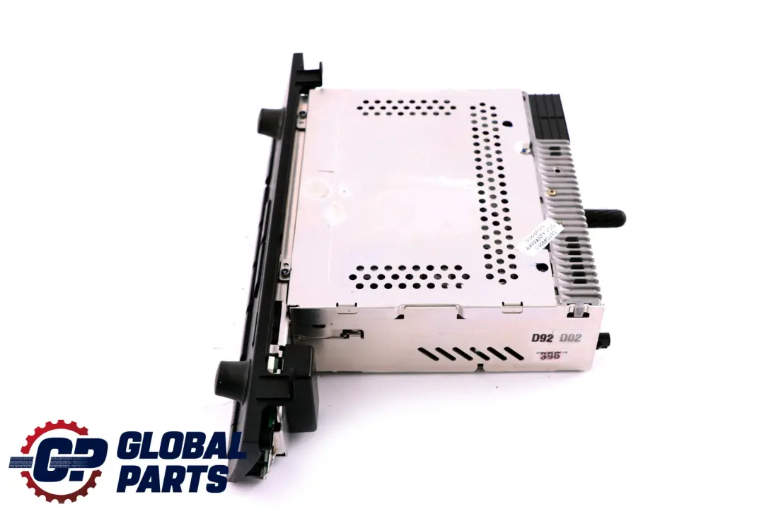 Radio Navigation System CID Control Unit CD Player to BMW X3 Z4 Series E83 E85 E86 with Part number 9197707 BMW X3 Z4 Series E83 E85 E86 Radio Navigation System CID Control Unit CD Player - SKU 9197707 - Part number 9197707