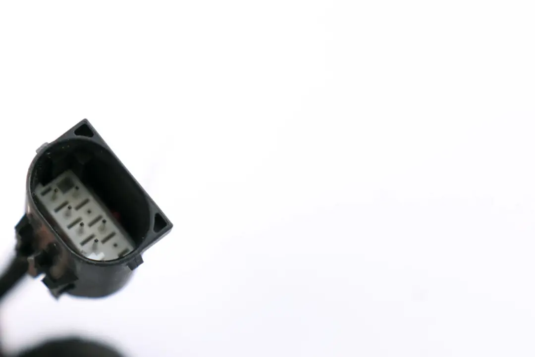 Cable equipe Splitdoor Arriere Droite 6112 pour Mini Clubman R55 à propos du numéro de pièce 9198760 Mini Clubman R55 Cable equipe Splitdoor Arriere Droite 6112 - SKU 9198760 - Numéro de pièce 9198760