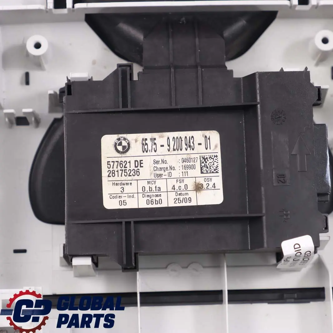 Luce Interna Lampada Posteriore Nero per BMW E82 E90 E91 con numero di parte 9201639 BMW E82 E90 E91 Luce Interna Lampada Posteriore Nero - SKU 9201639 - Numero di parte 9201639