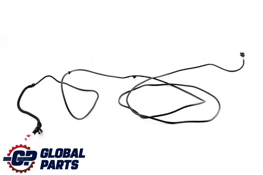 Connecting Line USB/MULF II Cable 3120MM to BMW 1 Series E82 E88 with Part number 9202728 BMW 1 Series E82 E88 Connecting Line USB/MULF II Cable 3120MM - SKU 9202728 - Part number 9202728