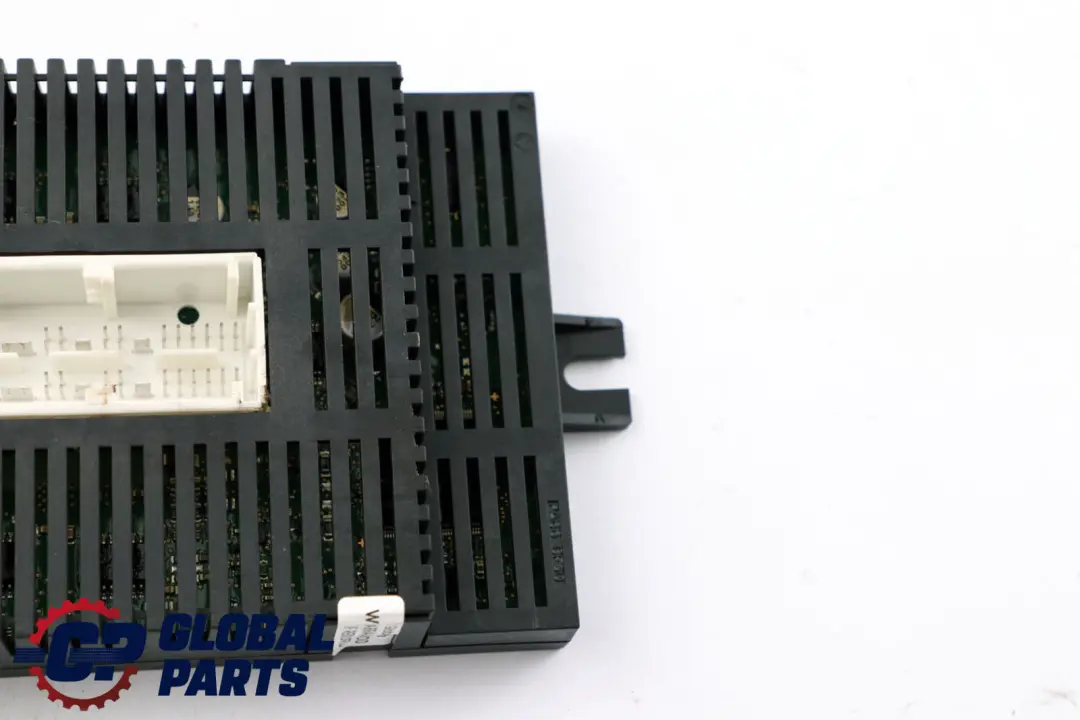 Light Control Unit Module LCM LM II E6X LWR to BMW E63 with Part number 9203081 BMW E63 Light Control Unit Module LCM LM II E6X LWR - SKU 9203081 - Part number 9203081