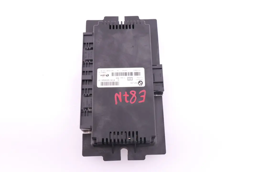 Modulo De Control De Luz De Pie ECU LOW PL2 FRM II para BMW E87 LCI con número de pieza 61359204524 BMW E87 LCI Modulo De Control De Luz De Pie ECU LOW PL2 FRM II - SKU 9204524 - Número de pieza 61359204524