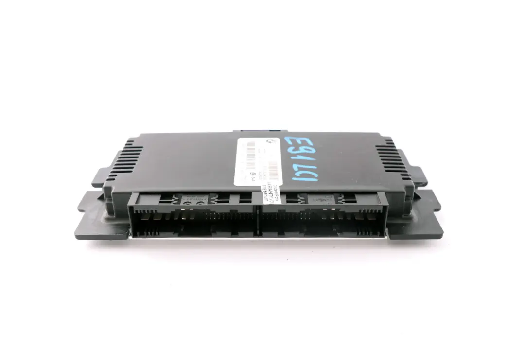 ECU LED NSW Light Module Control Unit PL2 FRM II to BMW E91 LCI with Part number 9204532 BMW E91 LCI ECU LED NSW Light Module Control Unit PL2 FRM II - SKU 9204532 - Part number 9204532