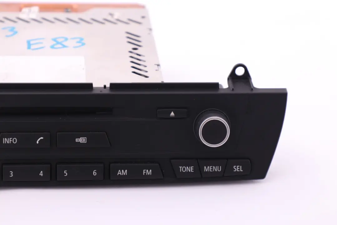 BMW X3 Series E83 Radio Navigation System CID Control Unit CD Player - SKU 9205287 - Part number 9205287