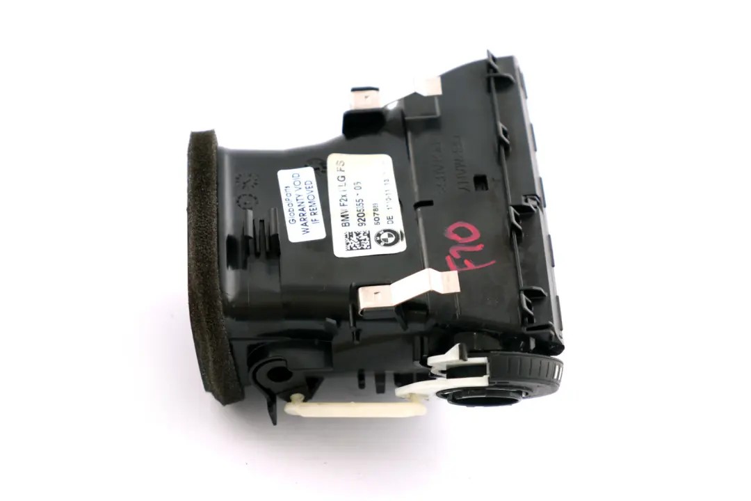 Griglia Ventilazione Cruscotto Passeggero Anteriore Sinistra per BMW F20 F21 con numero di parte 9205355 BMW F20 F21 Griglia Ventilazione Cruscotto Passeggero Anteriore Sinistra - SKU 9205355 - Numero di parte 9205355