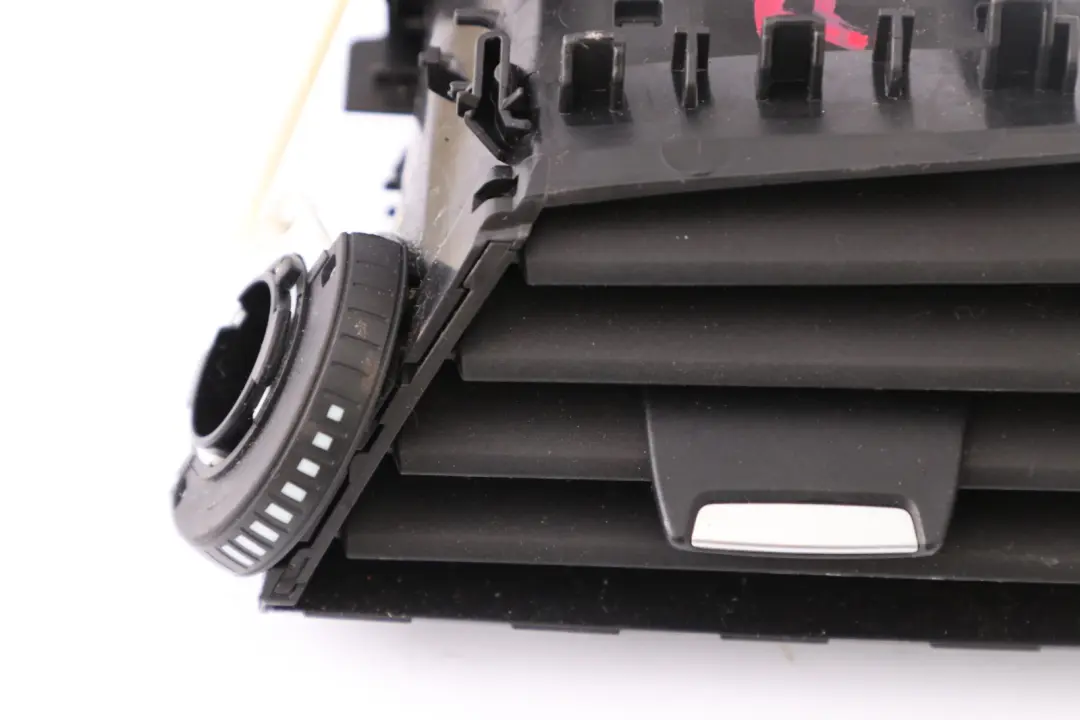 Lüftungsdüse Lüftungsgitter Frischluftgrill Rechts für BMW F20 F21 F22 mit Teilenummer 9205356 BMW F20 F21 F22 Lüftungsdüse Lüftungsgitter Frischluftgrill Rechts - SKU 9205356 - Teilenummer 9205356