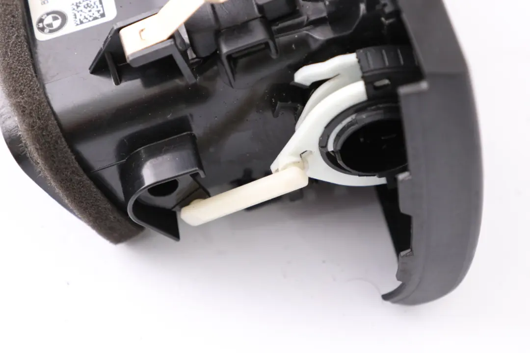 Kratka Nawiewu Środkowa do BMW F20 F21 F22 o numerze 9205357 BMW F20 F21 F22 Kratka Nawiewu Środkowa - SKU 9205357 - Numer Części 9205357