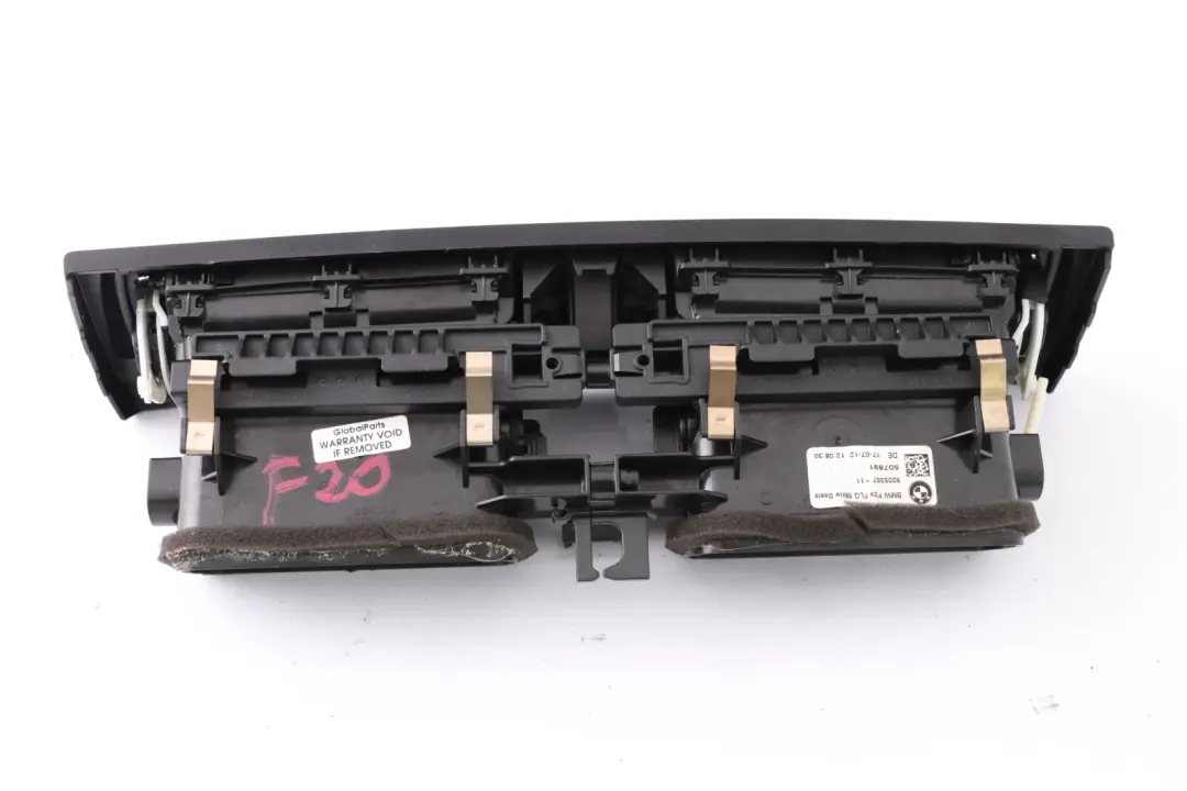 BMW 1 er F20 F20 LCI Frischluftgrill Mitte Schwarz - SKU 9205357 - Teilenummer 9205357