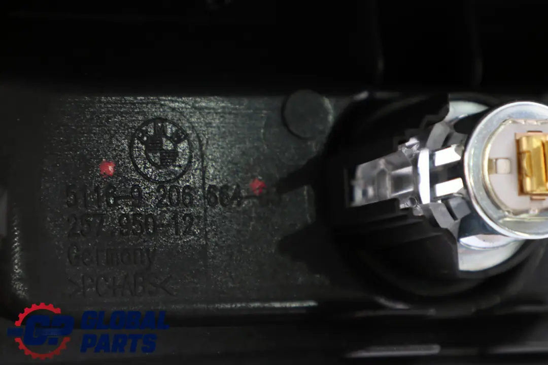 Osłona Konsoli Środkowej Tylna 9206664 do BMW F10 F11 o numerze 9206781 BMW F10 F11 Osłona Konsoli Środkowej Tylna 9206664 - SKU 9206781 - Numer Części 9206781