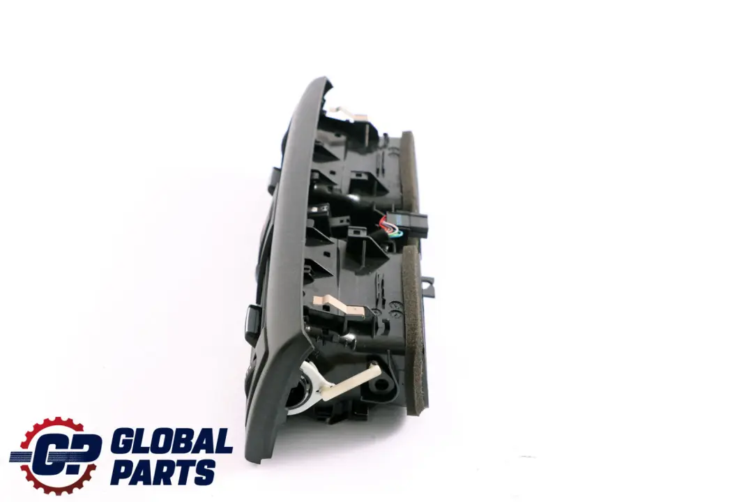  Grille D'Aération Centrale BMW F20 F21 F22 Air frais Tableau Bord - SKU 9207116 - Numéro de pièce 9207116