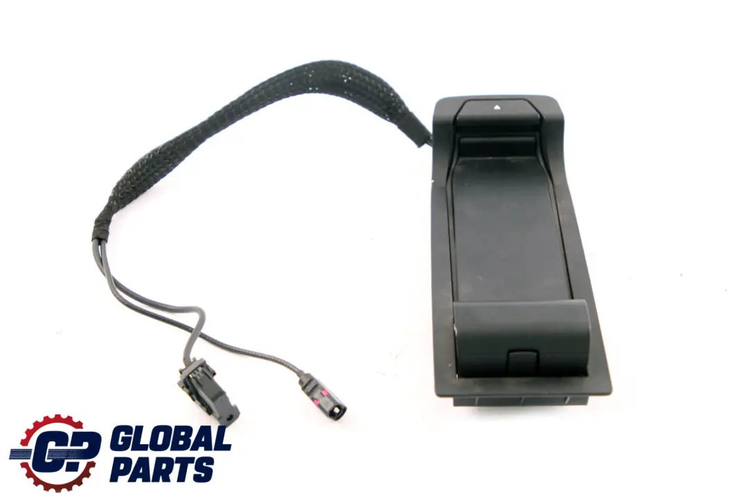 Telefonhalter-Box 5116 pour BMW F20 F21 F30 F31 à propos du numéro de pièce 9207339 BMW F20 F21 F30 F31 Telefonhalter-Box 5116 - SKU 9207339-1 - Numéro de pièce 9207339
