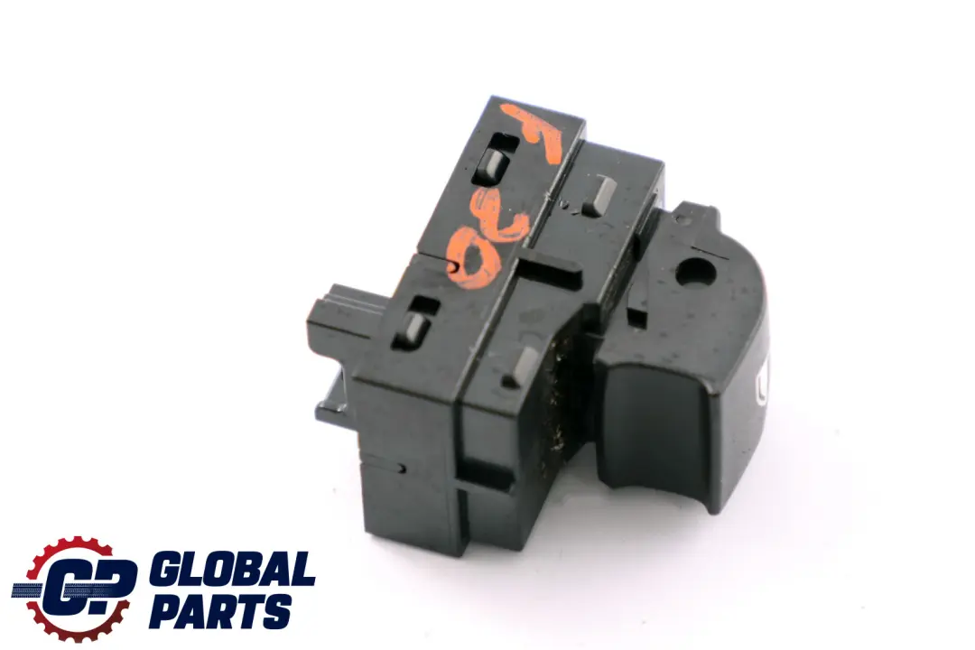 BMW 1 3 4 er F20 F30 F31 F80 F83 LCI Schalter Fensterheber Fond Schwarz - SKU 9208106-1 - Teilenummer 9208106