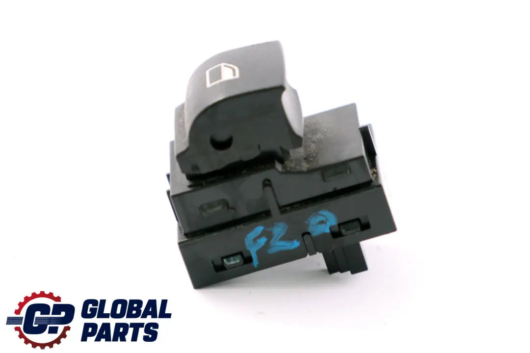 BMW 1 3 4 Serie F20 F21 F30 F31 F80 F83 LCI Interrupteur Leve-vitre Noir - SKU 9208107 - Numéro de pièce 9208107