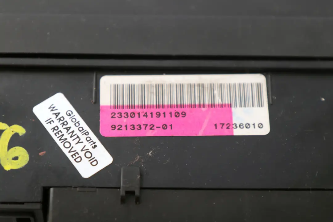 Electrical System Fuse Distribution Box to Mini Cooper One R55 R56 R58 with Part number 9213372 Mini Cooper One R55 R56 R58 Electrical System Fuse Distribution Box - SKU 9213372 - Part number 9213372