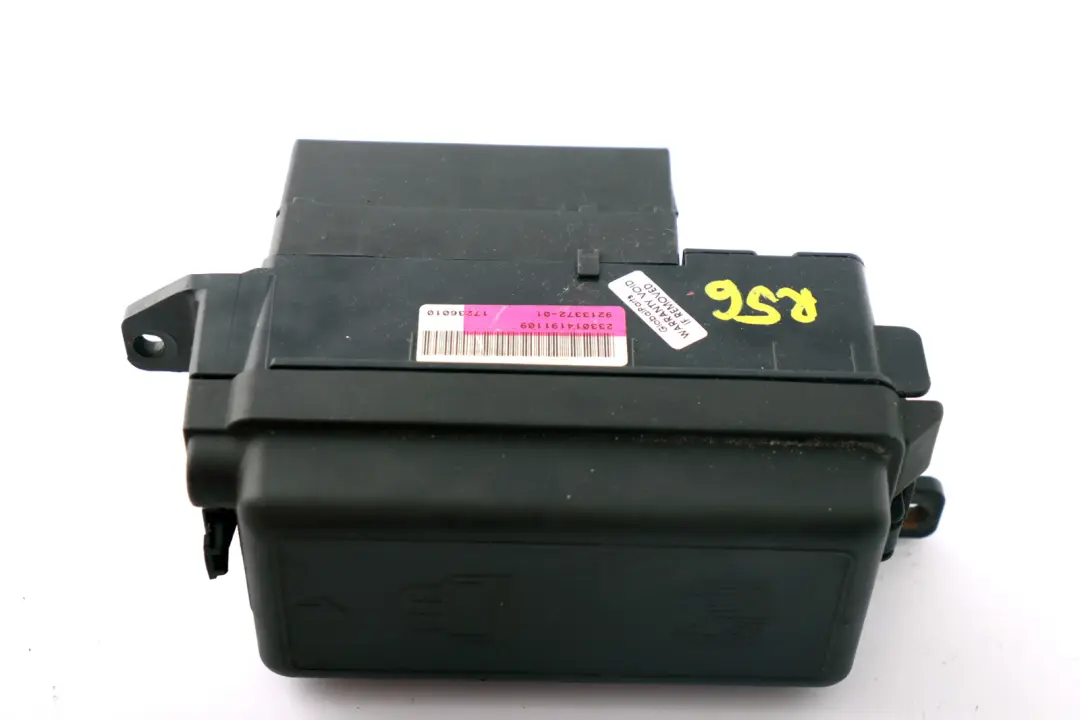 Electrical System Fuse Distribution Box to Mini Cooper One R55 R56 R58 with Part number 9213372 Mini Cooper One R55 R56 R58 Electrical System Fuse Distribution Box - SKU 9213372 - Part number 9213372