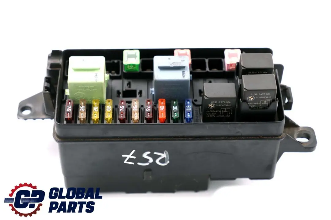 Essence Boite a Fusibles 6114 pour Mini Cooper Cabriolet R57 à propos du numéro de pièce 3450646 Mini Cooper Cabriolet R57 Essence Boite a Fusibles 6114 - SKU 9213373 - Numéro de pièce 3450646