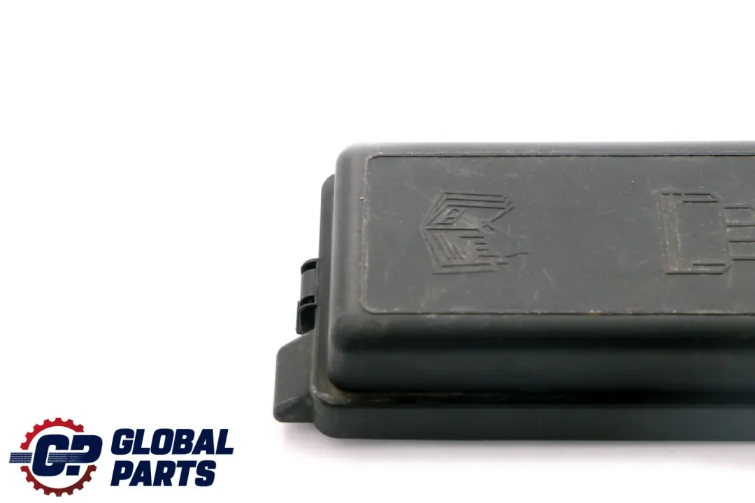 Abdeckung Stromverteilung Sicherungskasten für Mini R55 R56 R57 mit Teilenummer 9213374 Mini R55 R56 R57 Abdeckung Stromverteilung Sicherungskasten - SKU 9213374 - Teilenummer 9213374