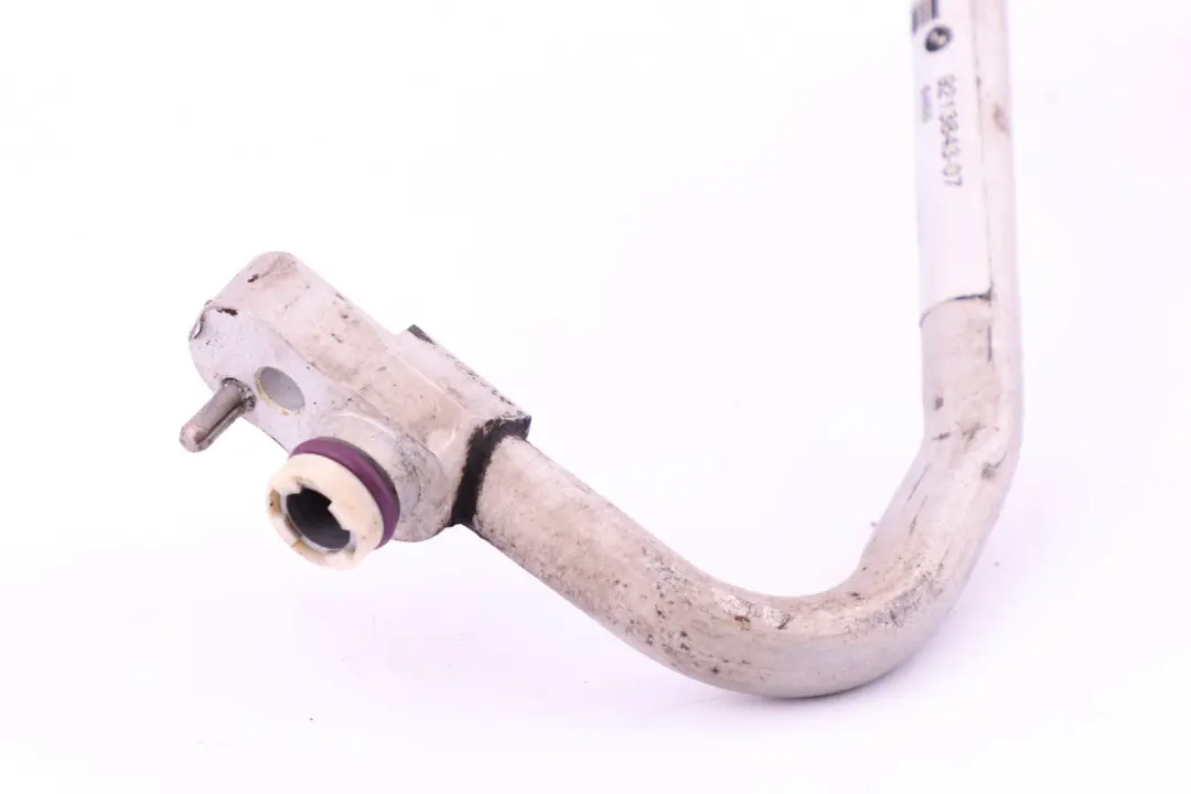 Tuyau de pression de l'air conditionne Compresseur Condenseur pour BMW F20 F21 F30 à propos du numéro de pièce 9213843 BMW F20 F21 F30 Tuyau de pression de l'air conditionne Compresseur Condenseur - SKU 9213843 - Numéro de pièce 9213843