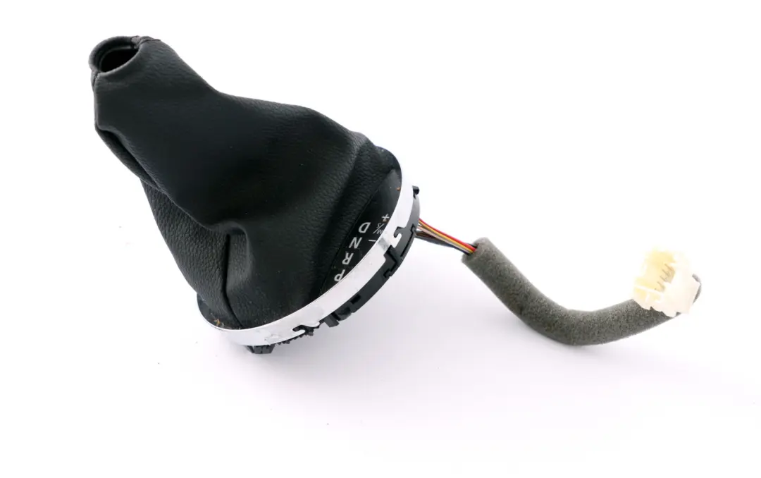 Mieszek Dzwigni Biegów Automat do Mini R56 o numerze 9214055 Mini R56 Mieszek Dzwigni Biegów Automat - SKU 9214055 - Numer Części 9214055