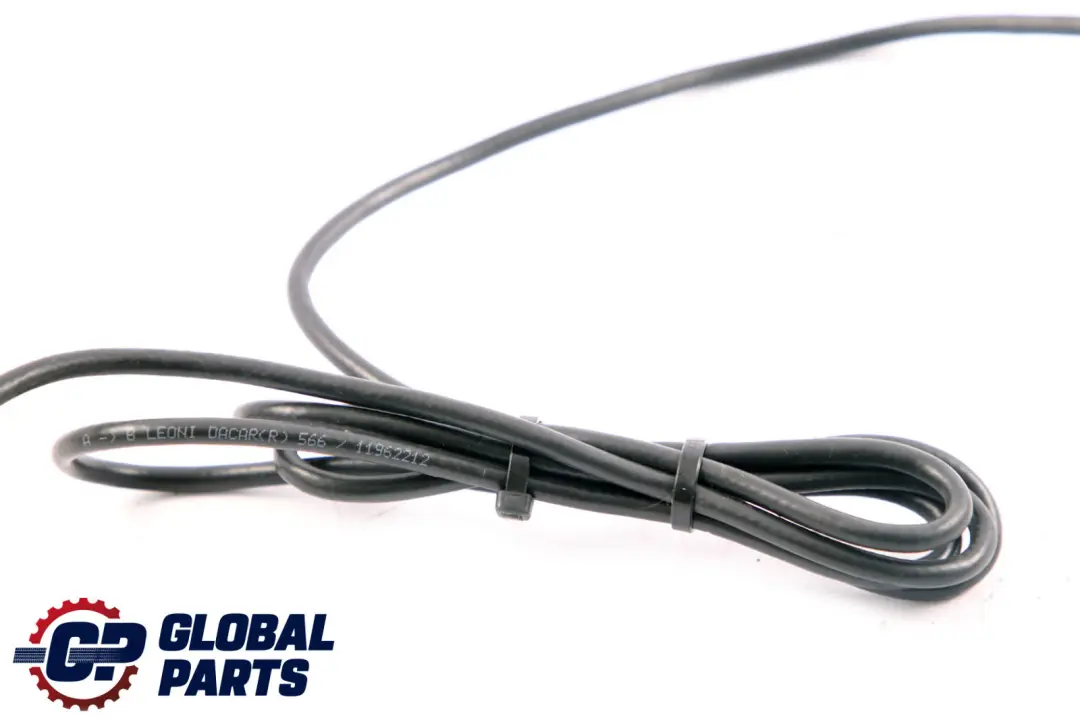 HSD CIC Navi USB Connecting Cable Wiring to BMW 1 3 Series E87 LCI E90 with Part number 9215854 BMW 1 3 Series E87 LCI E90 HSD CIC Navi USB Connecting Cable Wiring - SKU 9215854 - Part number 9215854