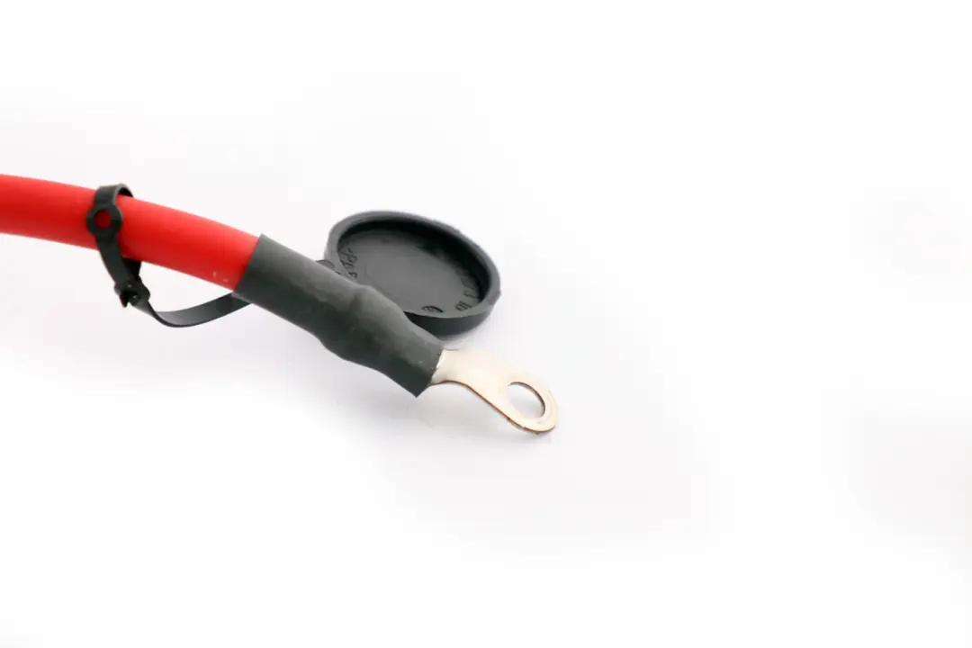 Batterie Kabel Plus 6112 für BMW E82 E88 E90 E91 E92 LCI mit Teilenummer 9217031 BMW E82 E88 E90 E91 E92 LCI Batterie Kabel Plus 6112 - SKU 9217031 - Teilenummer 9217031