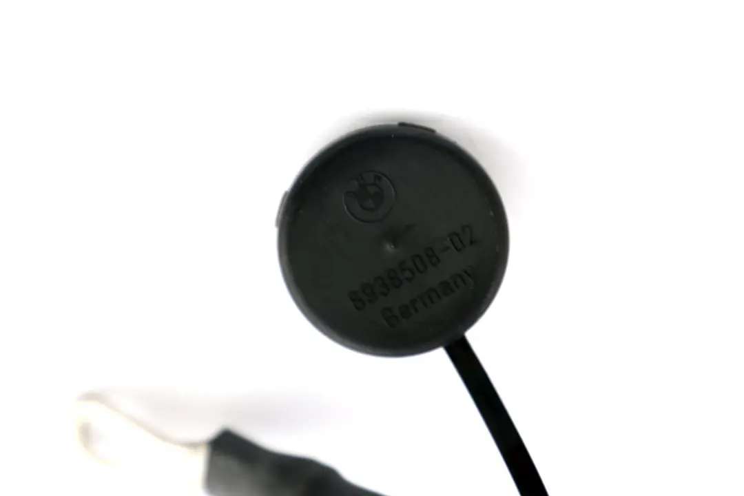  Battery Cable BMW E82 X1 E84 E88 E90 E91 E92 Wiring Plus Pole - SKU 9217031 - Part number 9217031