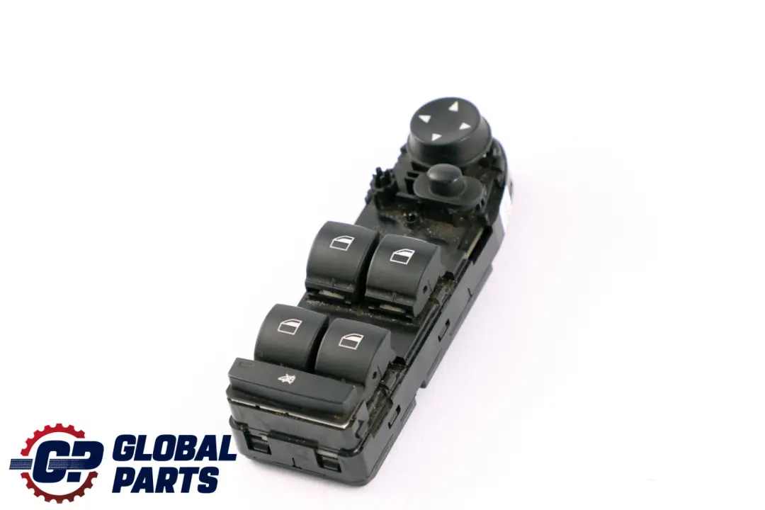 Interruttore Pulsante Tasto Alzacristalli Lato Nero per BMW E90 E91 LCI con numero di parte 9217335 BMW E90 E91 LCI Interruttore Pulsante Tasto Alzacristalli Lato Nero - SKU 9217335 - Numero di parte 9217335