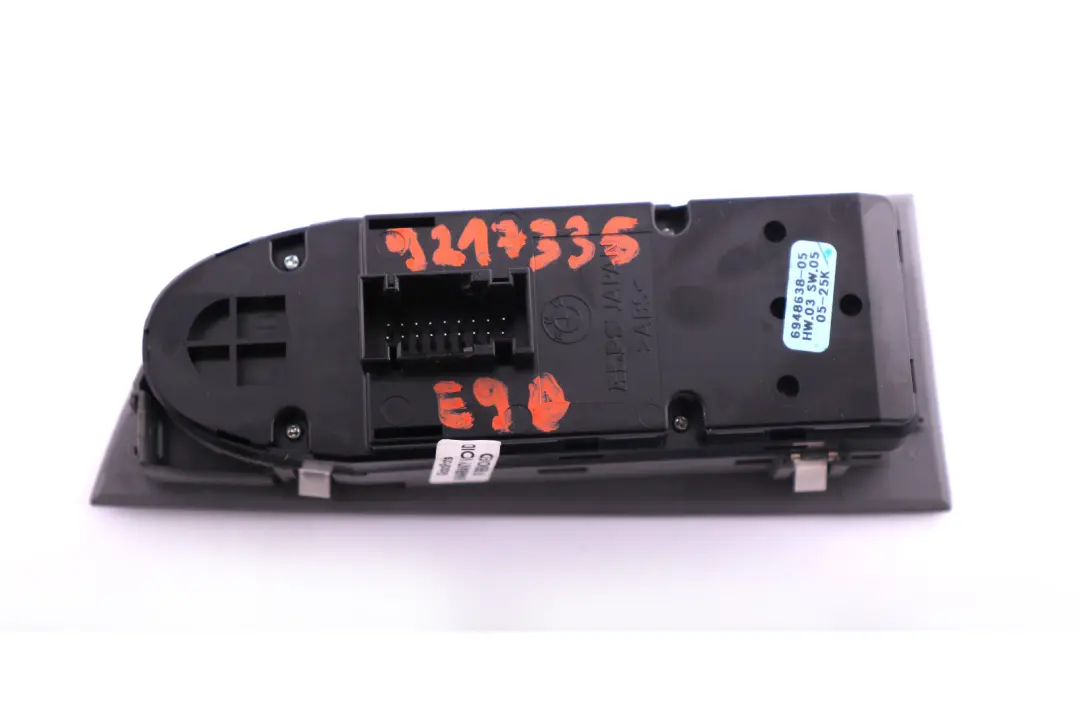 Switch Window Lifter Driver's Side Grey 6948638 to BMW 3 SERIES E90 E91 LCI with Part number 9217336 BMW 3 SERIES E90 E91 LCI Switch Window Lifter Driver's Side Grey 6948638 - SKU 9217336 - Part number 9217336