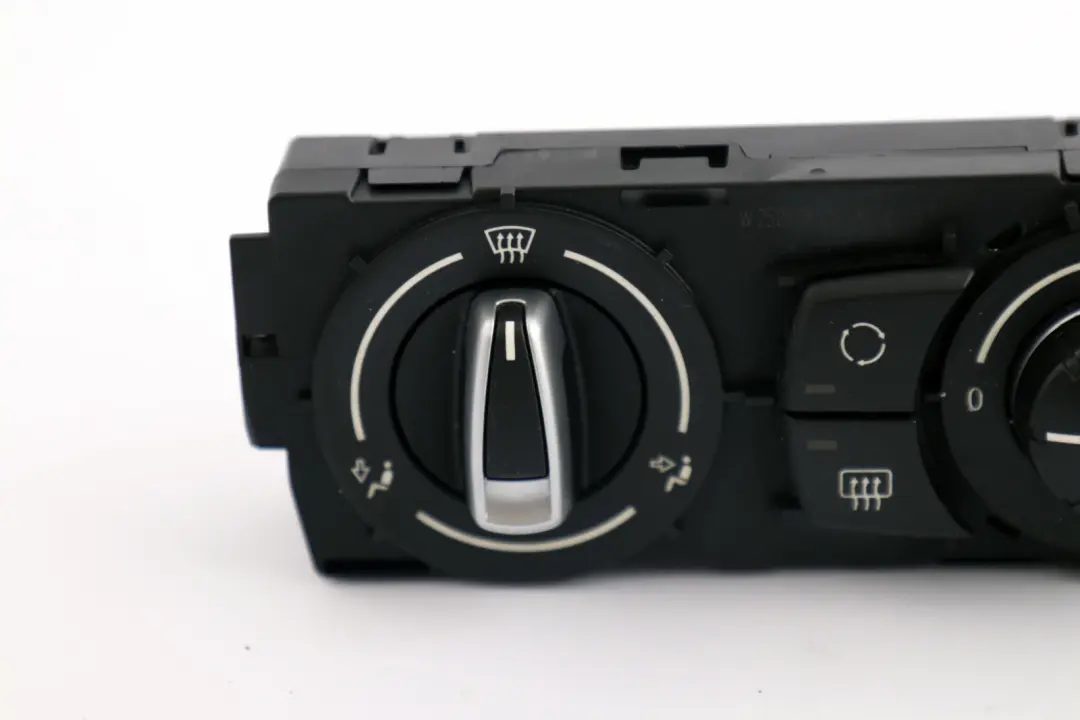 Unita Pannello di Controllo Aria Condizionata per BMW E90 E91 E92 E93 LCI con numero di parte 9221857 BMW E90 E91 E92 E93 LCI Unita Pannello di Controllo Aria Condizionata - SKU 9221857 - Numero di parte 9221857