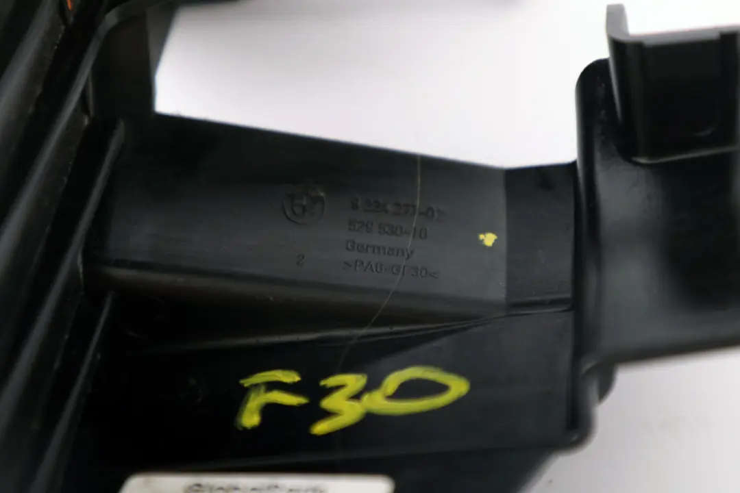 Soporte Alternativo para Sirena para BMW F20 F21 F30 F31 con número de pieza 9224277 BMW F20 F21 F30 F31 Soporte Alternativo para Sirena - SKU 9224277 - Número de pieza 9224277