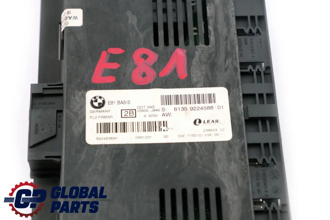 Modulo Vano Piedi Luce Centralina ECU Base PL2 FRM3R per BMW E81 con numero di parte 9224588 BMW E81 Modulo Vano Piedi Luce Centralina ECU Base PL2 FRM3R - SKU 9224588 - Numero di parte 9224588