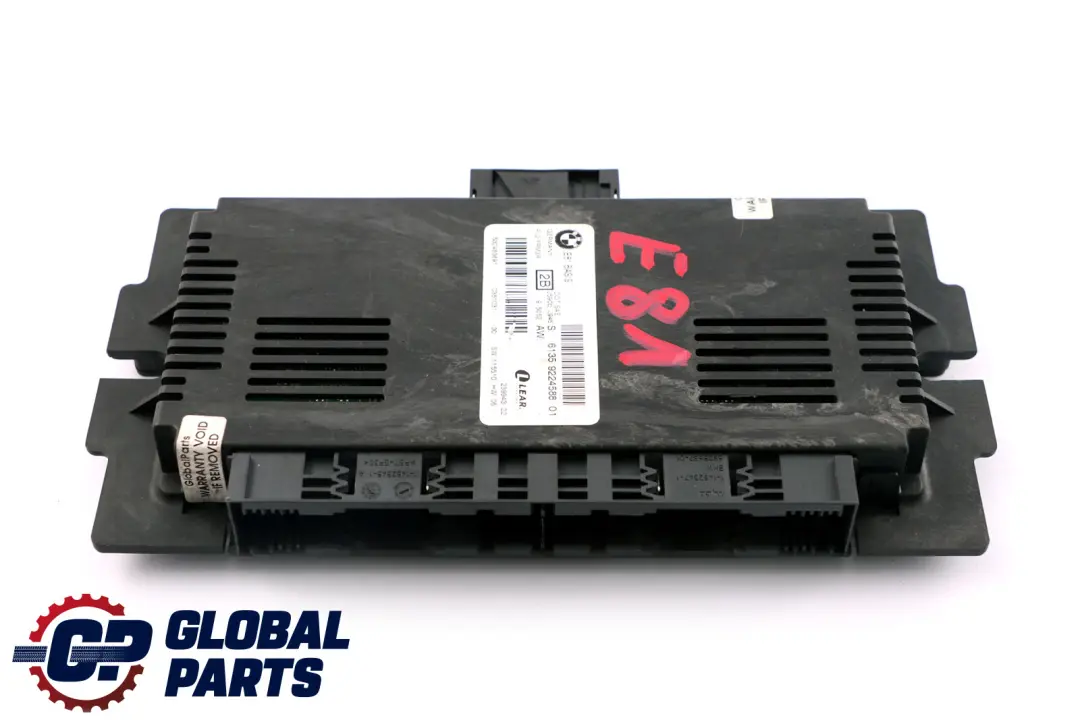 Modulo Vano Piedi Luce Centralina ECU Base PL2 FRM3R per BMW E81 con numero di parte 9224588 BMW E81 Modulo Vano Piedi Luce Centralina ECU Base PL2 FRM3R - SKU 9224588 - Numero di parte 9224588