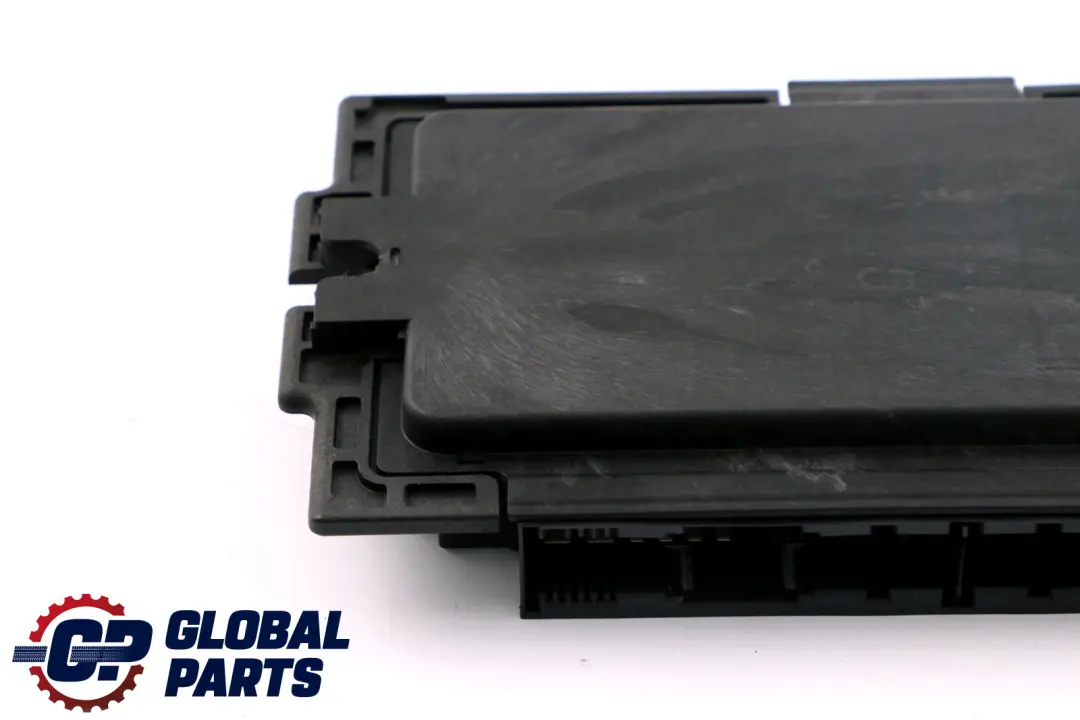 Module de Plancher Unite Commande ECU Base PL2 FRM3R pour BMW 1 E81 à propos du numéro de pièce 9224588 BMW 1 E81 Module de Plancher Unite Commande ECU Base PL2 FRM3R - SKU 9224588 - Numéro de pièce 9224588