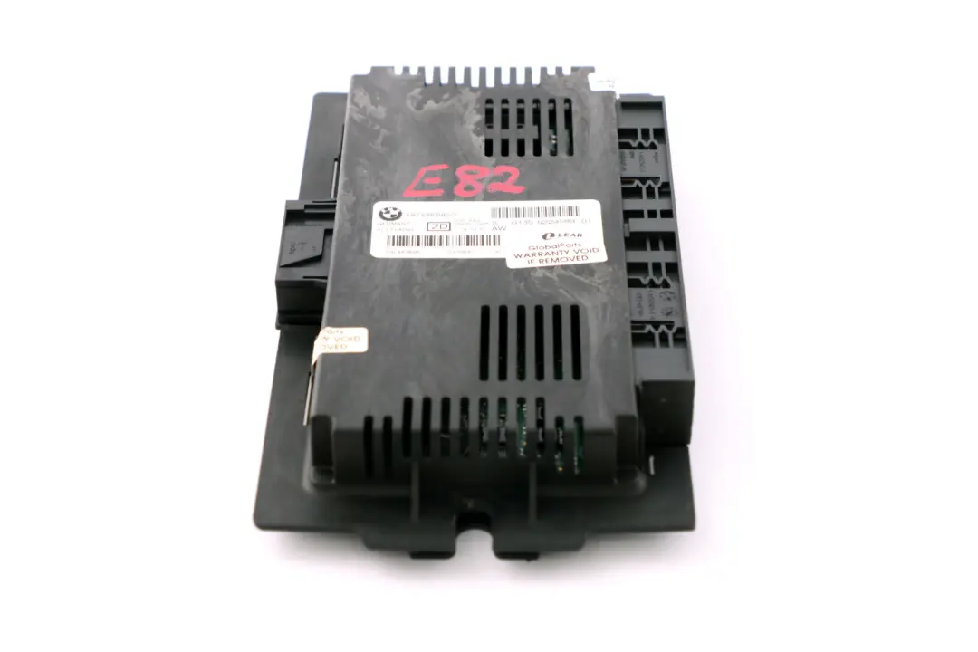 Footwell Light Module Control Unit ECU BASIS PL2 FRM3R para BMW E82 con número de pieza 9224589 BMW E82 Footwell Light Module Control Unit ECU BASIS PL2 FRM3R - SKU 9224589 - Número de pieza 9224589