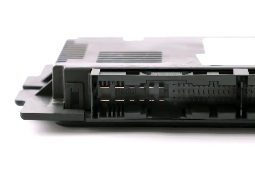 Footwell Light Module Control Unit ECU BASIS PL2 FRM3R para BMW E82 con número de pieza 9224589 BMW E82 Footwell Light Module Control Unit ECU BASIS PL2 FRM3R - SKU 9224589 - Número de pieza 9224589