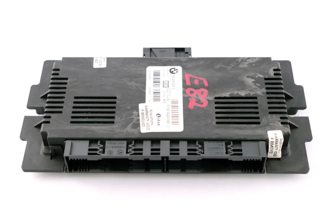 BMW E82 Modulo Vano Piedi Centralina ECU Base PL2 FRM3R 613592245 - SKU 9224589 - Numero di parte 9224589