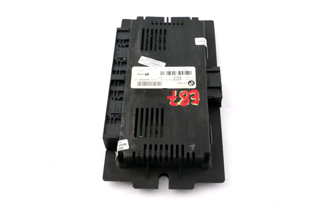 Footwell Light Module Control Unit PL2 FRM3R to BMW 1 Series E87 with Part number 9224592 BMW 1 Series E87 Footwell Light Module Control Unit PL2 FRM3R - SKU 9224592 - Part number 9224592