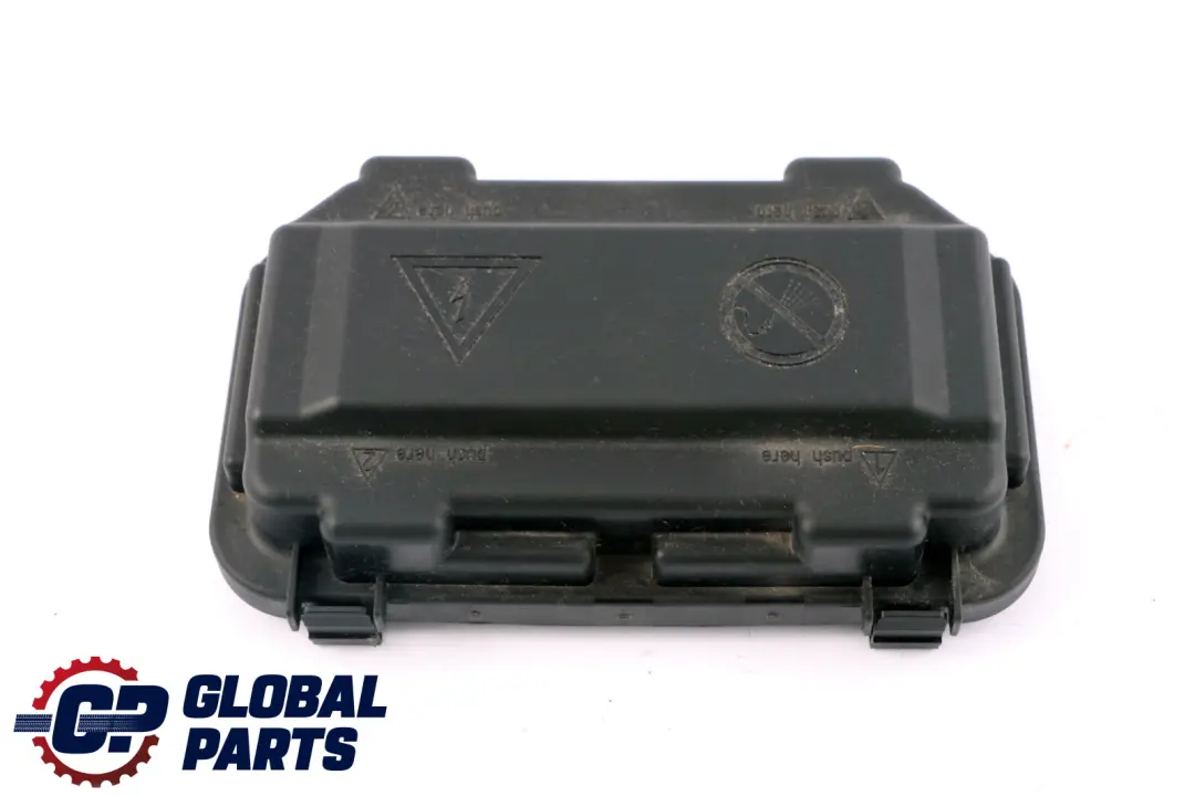Tapa Caja De fusibles De distribucion De energia para BMW F20 F21 F30 F80 con número de pieza 9224872 BMW F20 F21 F30 F80 Tapa Caja De fusibles De distribucion De energia - SKU 9224872 - Número de pieza 9224872