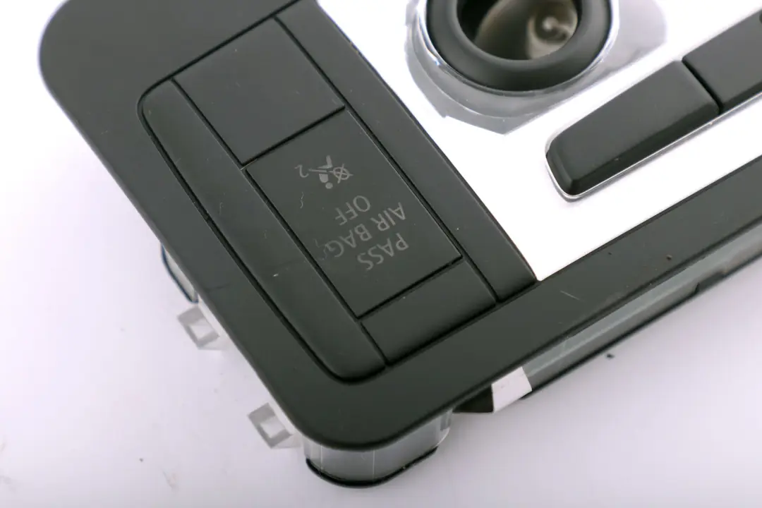 Centro di Commutazione Tetto Nero 9210354 per BMW Z4 E88 E93 Cabrio con numero di parte 9225700 BMW Z4 E88 E93 Cabrio Centro di Commutazione Tetto Nero 9210354 - SKU 9225700 - Numero di parte 9225700