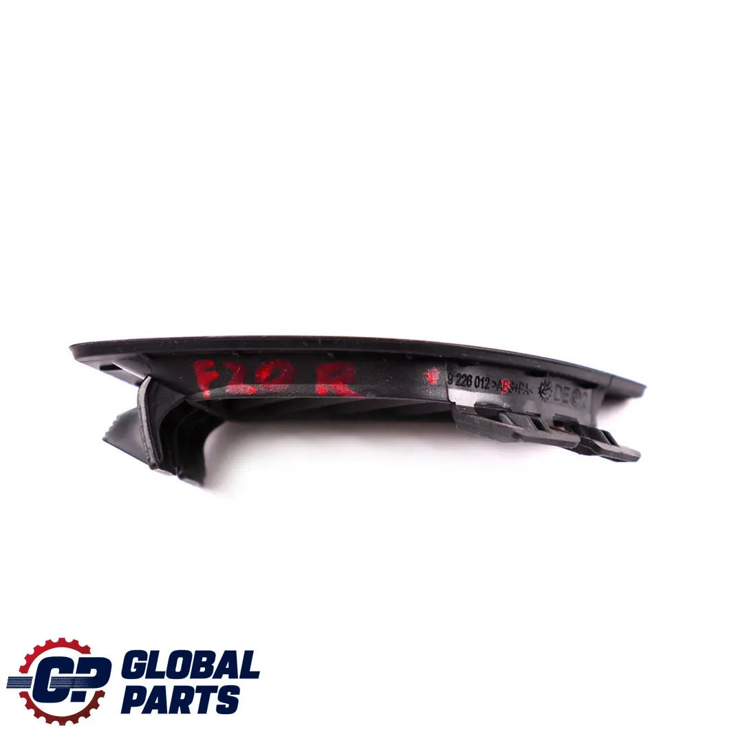 BMW 1 2 F20 F21 F22 Prawa Osłona Kanału Nawiewu Szyby Bocznej - SKU 9226012 - Numer Części 9226012
