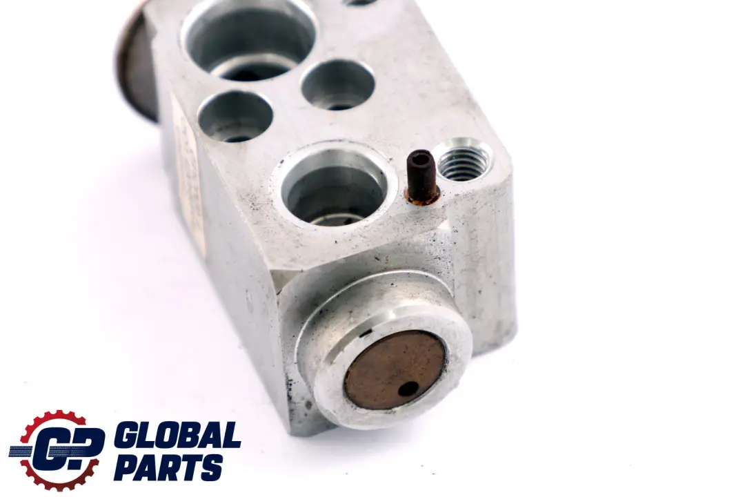 Valvola di Espansione R134A per BMW E81 E87 E90 E90N E91 E92 E93 LCI con numero di parte 9226078 BMW E81 E87 E90 E90N E91 E92 E93 LCI Valvola di Espansione R134A - SKU 9226078 - Numero di parte 9226078