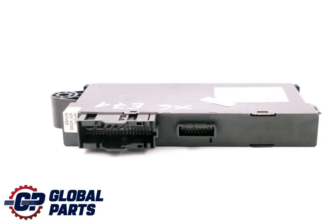 CAS3 Control Unit Key Reading Module ECU to BMW X1 E84 X5 E70 X6 E71 Z4 E89 with Part number 9227106 BMW X1 E84 X5 E70 X6 E71 Z4 E89 CAS3 Control Unit Key Reading Module ECU - SKU 9227106 - Part number 9227106